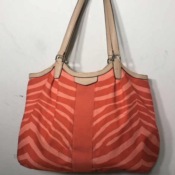 COACH Pink Animal Print Canvas Tote Bag - Picture 7 of 8